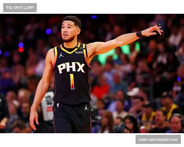 布克三节高效表现轻松带领太阳大胜 证明核心领袖地位