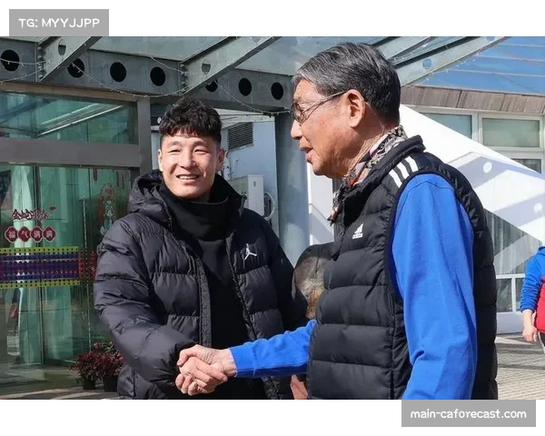 徐根宝首批崇明岛弟子临近退役 东亚六虎缔造一城传奇