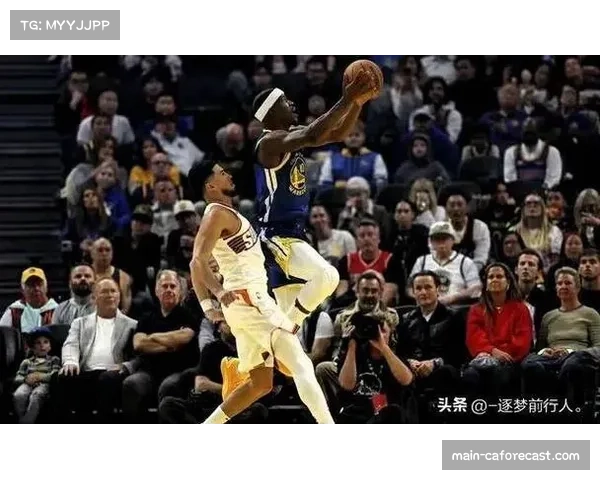 勇士主场险胜太阳终结三连败，库里28+10+6关键上篮锁定胜局